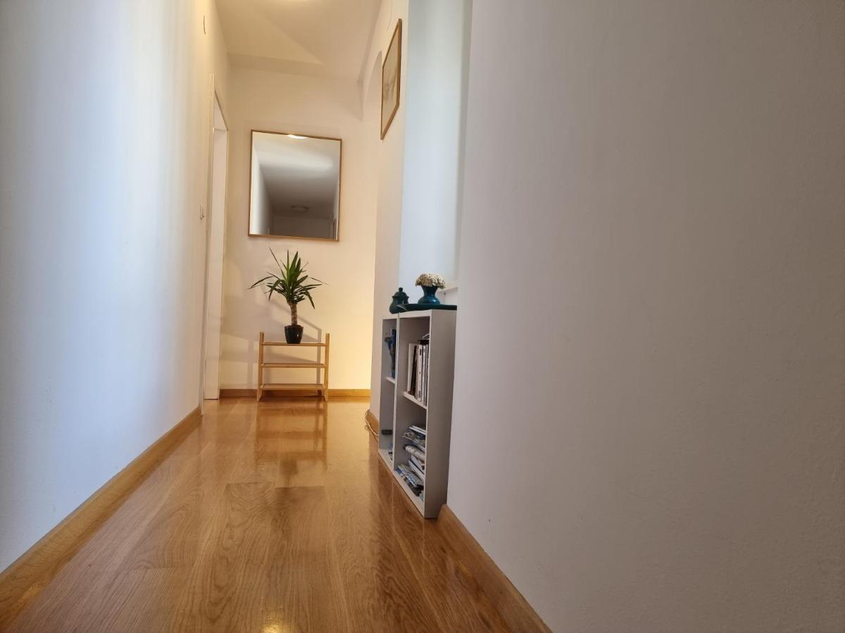 Malena Palace Experience Сплит Екстериор снимка